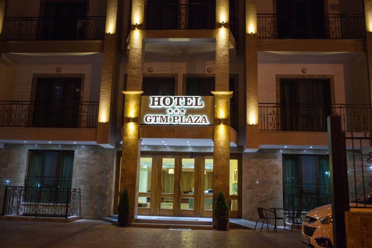 Hotel Gtm Plaza Tbilisi Esterno foto